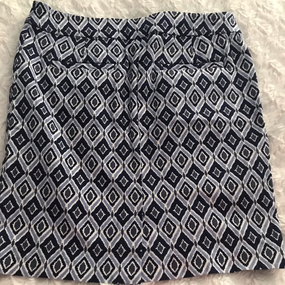 Blue Kenar pattern skirt - Picture 2 of 6